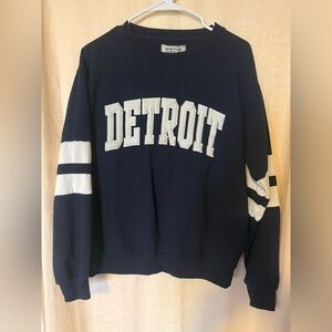 New York Popular Sweatshirt,Women’s Medium Navy Blue with DETROIT on Front Side
